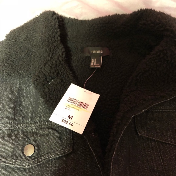 Jean jacket - Picture 2 of 4